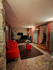 Unique property of 500 sqm with five bedrooms, Campobasso Img5