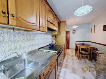 Very large town house with terrace and solar panels. Tornareccio. Img3