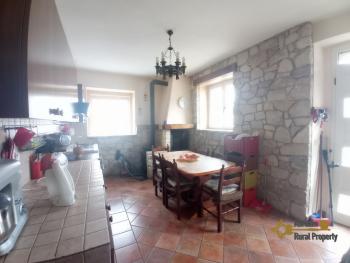 Very large town house with terrace and solar panels. Tornareccio. Img33