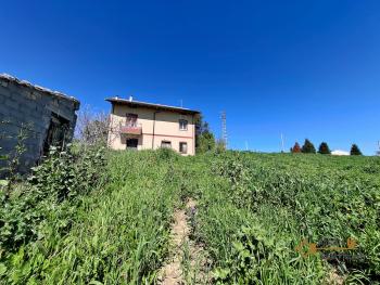 Country house of 180 sqm, near the coast, with 2700 sqm of land. Img33