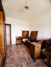 Large country house with garage and panoramic view, near the coast. Img28