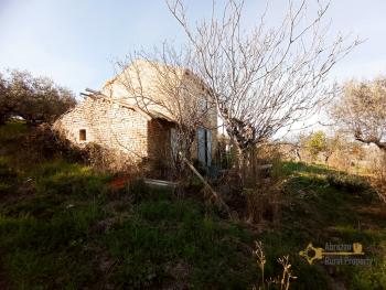 Cheap ruin with land and panoramic view near the coast for sale. Img9