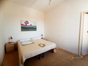 Perfect condition historic palace with garden for sale. Molise. Img47