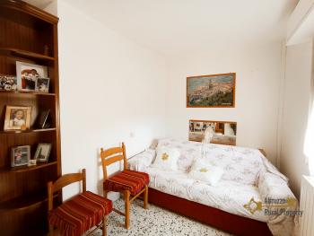 Large town house with two apartments for sale in Colledimezzo. Img27