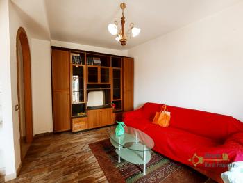 Large town house with two apartments for sale in Colledimezzo. Img6