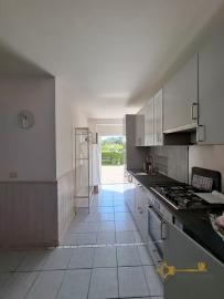 Beautiful villa with 3 separate habitable units, lovely outdoor space, garden and sea view. Fresagrandinaria Img35