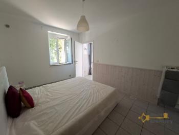 Beautiful villa with 3 separate habitable units, lovely outdoor space, garden and sea view. Fresagrandinaria Img41