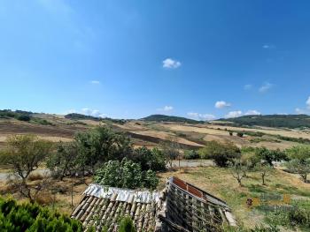 Beautiful villa with 3 separate habitable units, lovely outdoor space, garden and sea view. Fresagrandinaria Img14