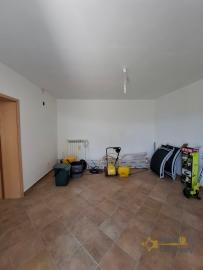 Beautiful villa with 3 separate habitable units, lovely outdoor space, garden and sea view. Fresagrandinaria Img43