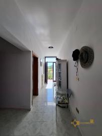 Beautiful villa with 3 separate habitable units, lovely outdoor space, garden and sea view. Fresagrandinaria Img21