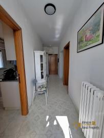 Beautiful villa with 3 separate habitable units, lovely outdoor space, garden and sea view. Fresagrandinaria Img4