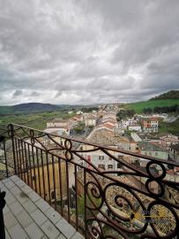 Historic palace with terrace, garden and spectacular view. Molise. Img35