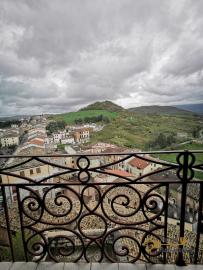 Historic palace with terrace, garden and spectacular view. Molise. Img34