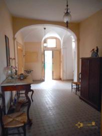 Historic palace with terrace, garden and spectacular view. Molise. Img6