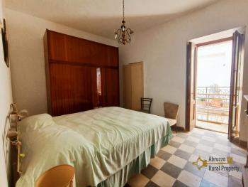 Large town house made of stone with terrace, near the coast. Img44