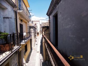 Large town house made of stone with terrace, near the coast. Img21