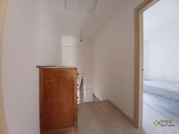 Recently restored stone house with panoramic view. San Giovanni Lipioni Img21