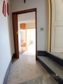 Three bedroom town house with stone carved cellar. Castelbottaccio. Img17