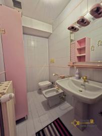 Large character stone house with rooftop terrace in the historic center of Lanciano. Img29