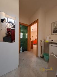 Large character stone house with rooftop terrace in the historic center of Lanciano. Img22