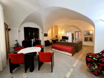 Large character stone house with rooftop terrace in the historic center of Lanciano. Img6