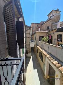 Large character stone house with rooftop terrace in the historic center of Lanciano. Img27