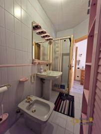 Large character stone house with rooftop terrace in the historic center of Lanciano. Img30