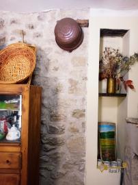 Beautiful character town house completely restored for sale. Abruzzo. Img5