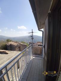 Petite semidetached house with cellar and panoramic view. Celenza sul Trigno Img8