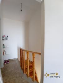 Petite semidetached house with cellar and panoramic view. Celenza sul Trigno Img5