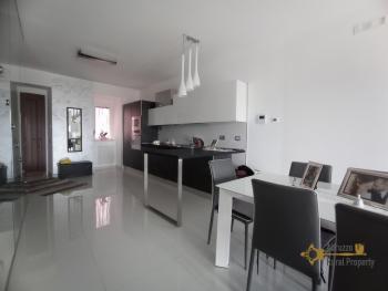 Recently restored town house with garage for sale in Carunchio. Img13