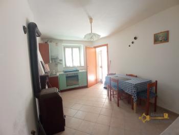 Perfect condition town house with garage and cellar. Montemitro., Img8