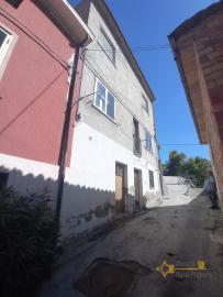Perfect condition town house with garage and cellar. Montemitro., Img23
