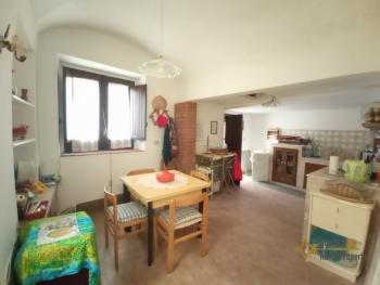 Cosy town house with a beautiful panoramic terrace and a sea view. Gissi. Img25