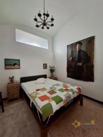 Elegant and characterful town house with vintage tiles and high barrel ceilings. Furci. Img13