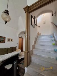 Elegant and characterful town house with vintage tiles and high barrel ceilings. Furci. Img17