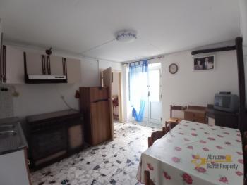 Petite town house with with a breathtaking view, near the Adriatic coast. San Buono Img2