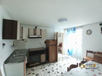 Petite town house with with a breathtaking view, near the Adriatic coast. San Buono