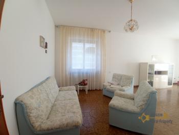 Four - bedroom town house with a large garage, in perfect condition. Acquaviva Collecroce Img4