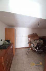 Four - bedroom town house with a large garage, in perfect condition. Acquaviva Collecroce Img35