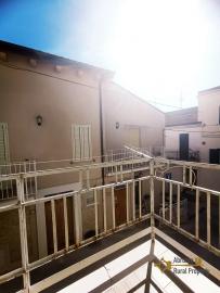 Perfect condition two bedroom town house, near the coast.Molise Img15