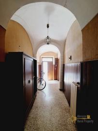 Large town house with terrace, courtyard, garage and annex. Gissi Img11