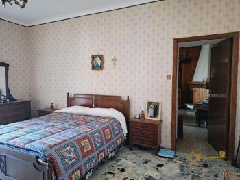 Large town house with terrace, courtyard, garage and annex. Gissi Img19