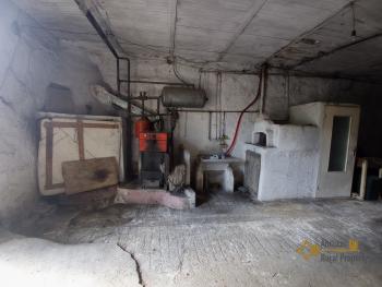 Five-bedroom town house with panoramic view, garage, woodshed and vegetable garden. Abruzzo. Img31