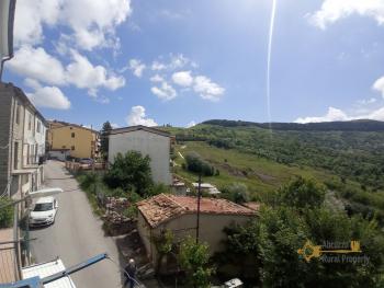 Five-bedroom town house with panoramic view, garage, woodshed and vegetable garden. Abruzzo. Img20