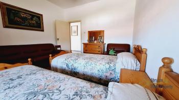 Spacious country house with panoramic terrace and 1500 sqm land in Roccaspinalveti. Img14