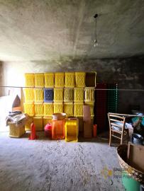 Large three-bedroom town house in habitable condition 30 minutes from the Adriatic coast. Liscia. Img28