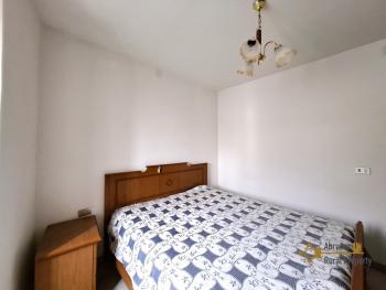 Two-bedroom stone house with garage and village view. Castiglione Messer Marino. Img9