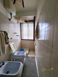 Two-bedroom stone house with garage and village view. Castiglione Messer Marino. Img13