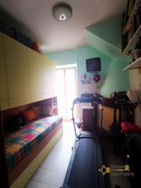 Three-bedroom town house house ready to live in. Fara San Martino. Img20